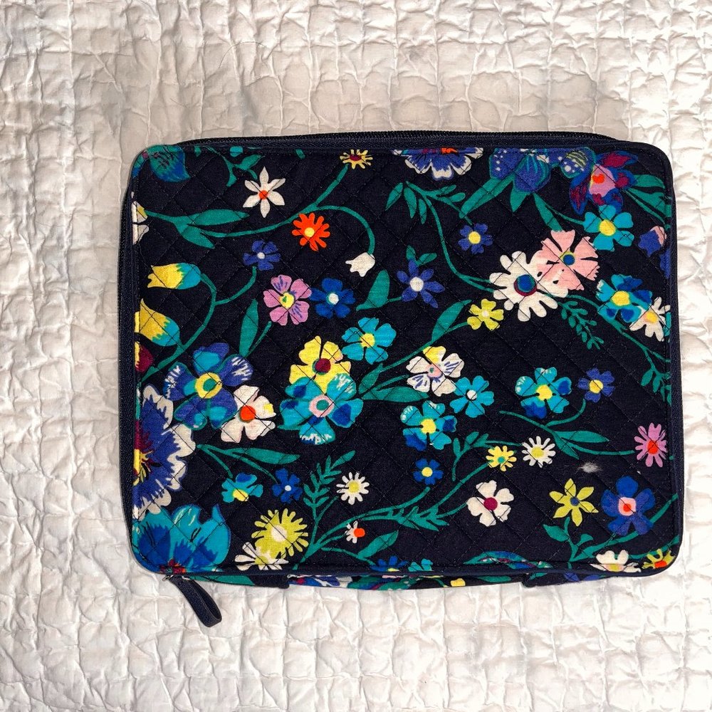 Moonlight Garden Tablet Tamer